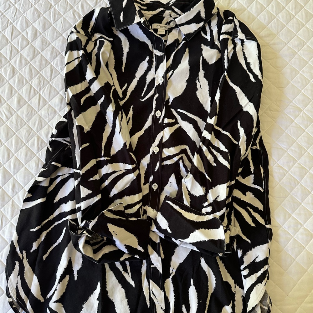CHICO’s Black and White Zebra Print Button-Up Shirt